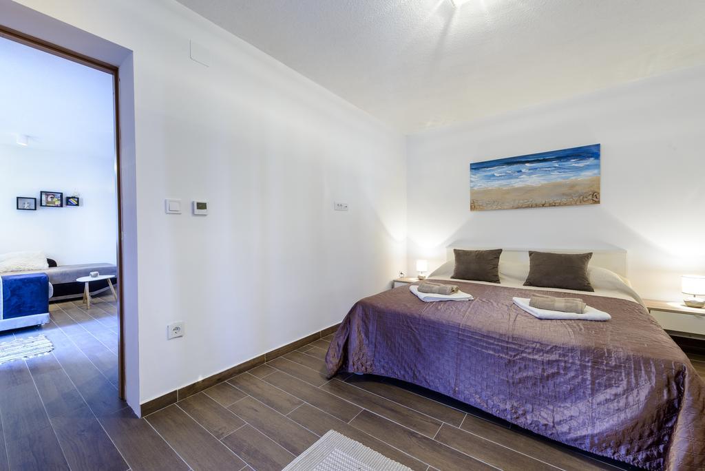 Apartment Mistral - Cosy Apartment With Sea View Molunat Exterior foto