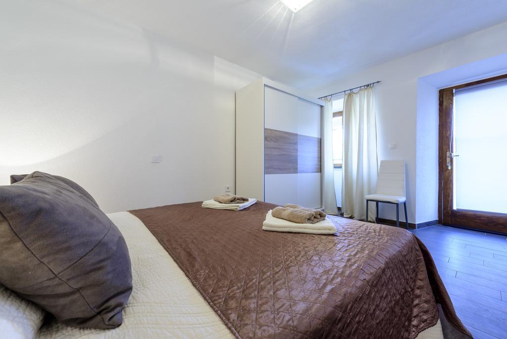 Apartment Mistral - Cosy Apartment With Sea View Molunat Exterior foto